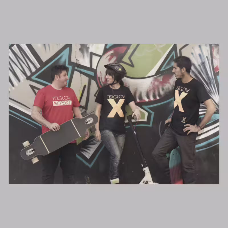 camisetas-fotoluminiscentes-hombre-mujer-movilidad-urbana-texglowco
